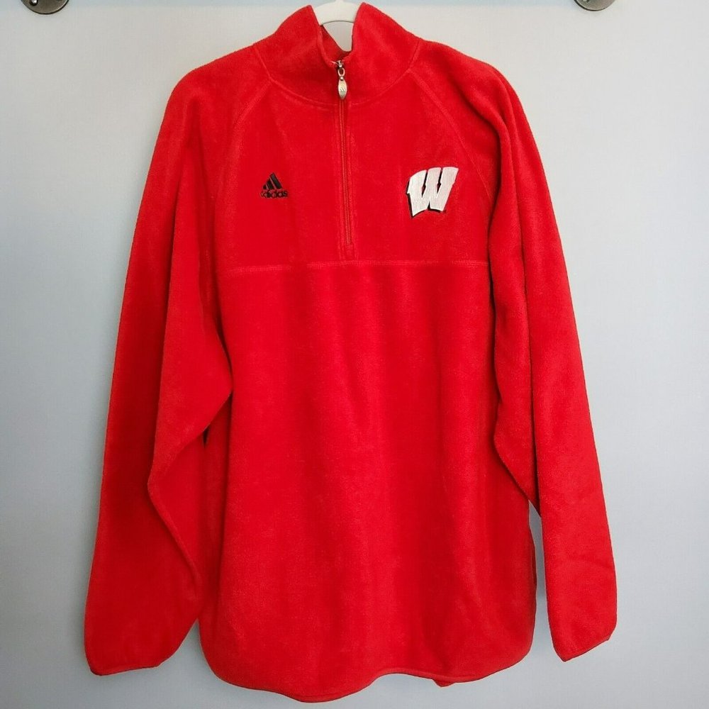Vintage Adidas Wisconsin Badgers Men's Red Size XL Sweater